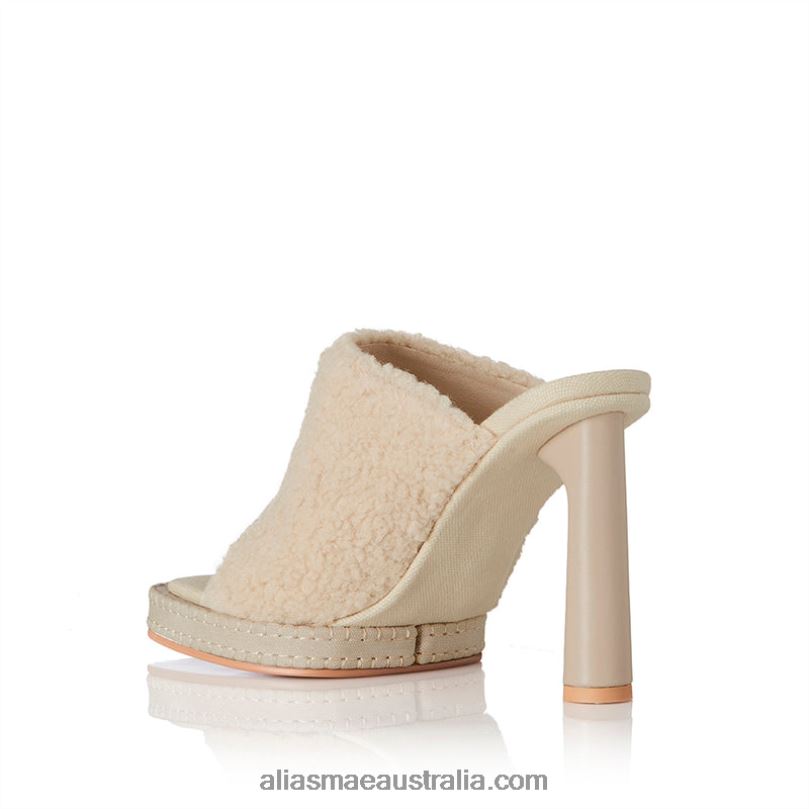 Giselle Alias Mae Natural DFRBR35