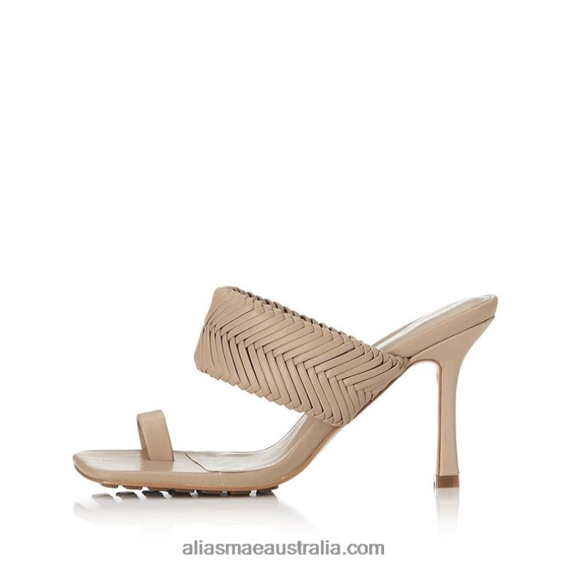 Lewie Alias Mae Natural Leather DFRBR61